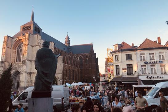 Sfeerfoto lentejaarmarkt